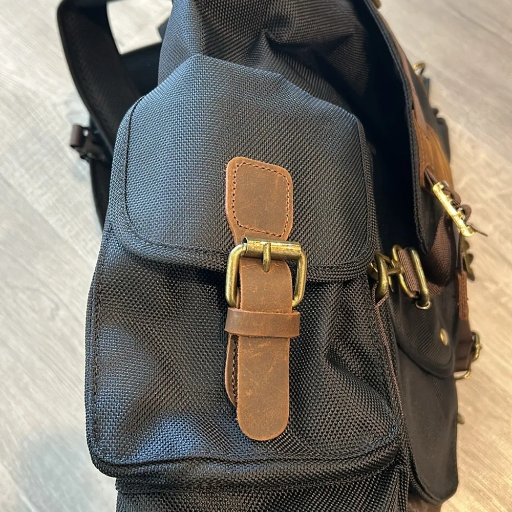 ATHALON | Men’s Leather Travel Backpack
